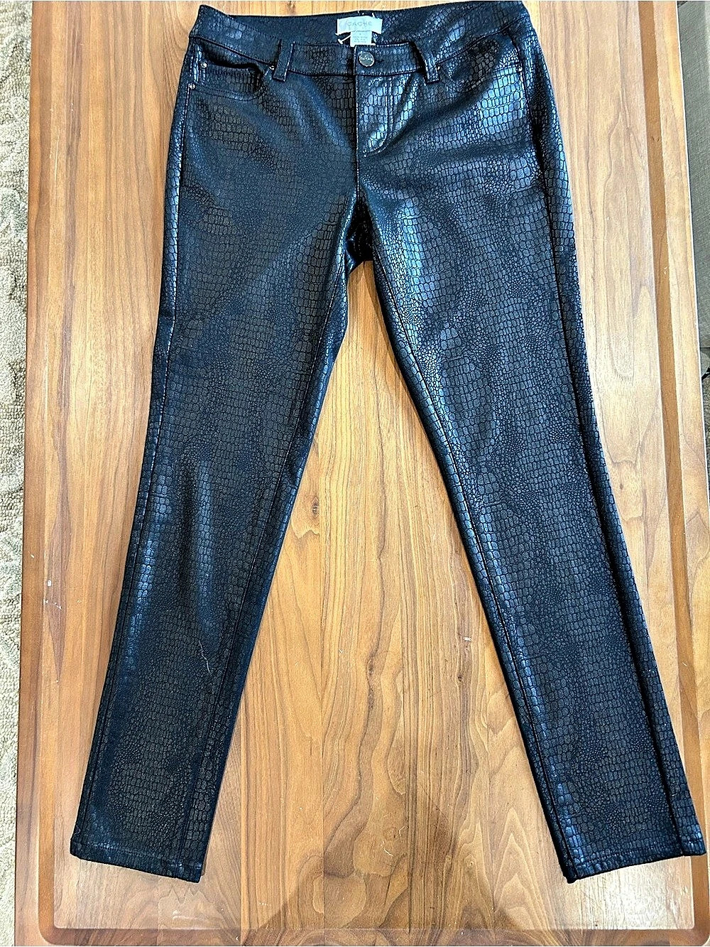 CACHE Black Textured Skinny Leggings Like New